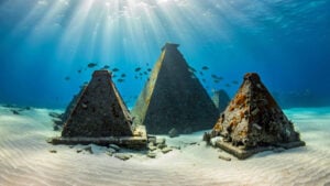pyramides cuba